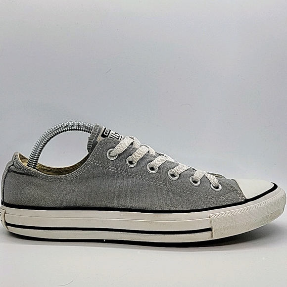 Unisex Converse Chuck Taylor low tops